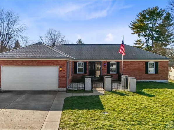 626 Eden Roc Dr, Xenia, OH 45385