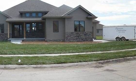 1st image of 3111 Cherrywood Dr