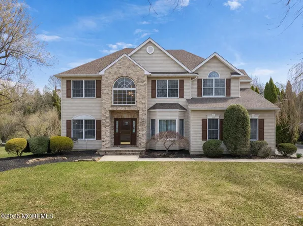 51 Outlook Lane, Freehold, NJ 07728