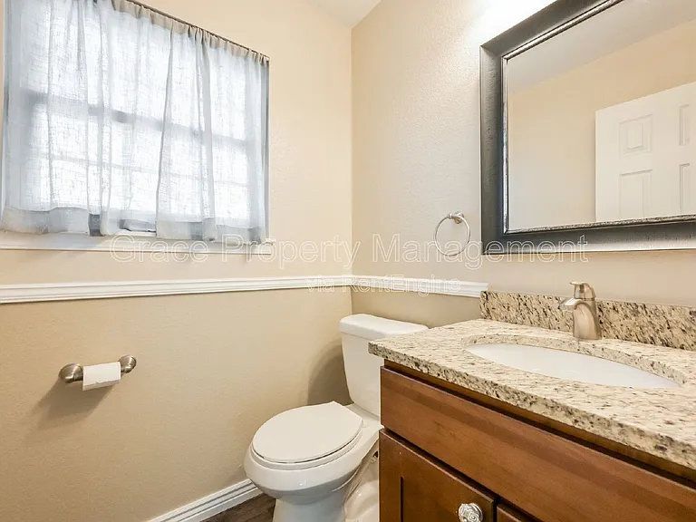 8165 S Fillmore Way — Photo 8