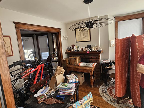 3rd image of 662 Van Dyke St #666