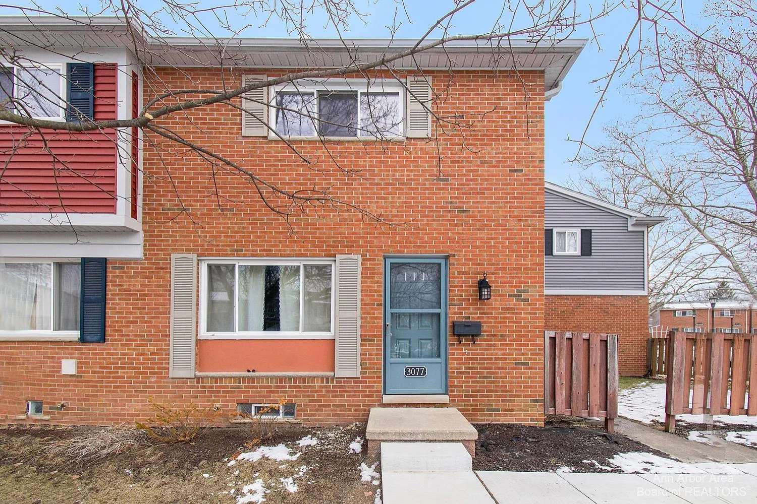 3077 Wolverine Dr photo 1