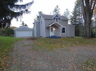15327 Rome Rd, Manitou Beach, MI 49253