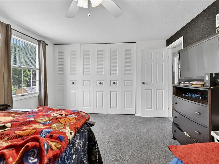 10468 Cliffwood Rd — Photo 16