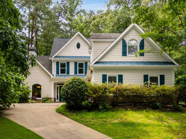 2709 Windrush Dr, Buford, GA 30518