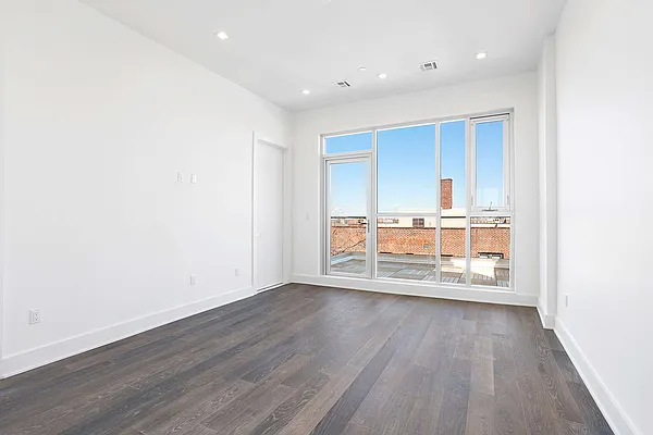 Sold by 1 Meridian Realty | media 9