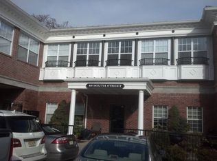 48 South St APT 5, Morristown, NJ 07960