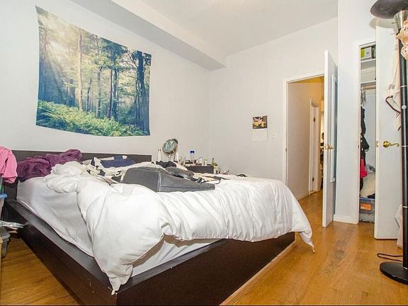 4th image of 59 Ten Eyck St #1L