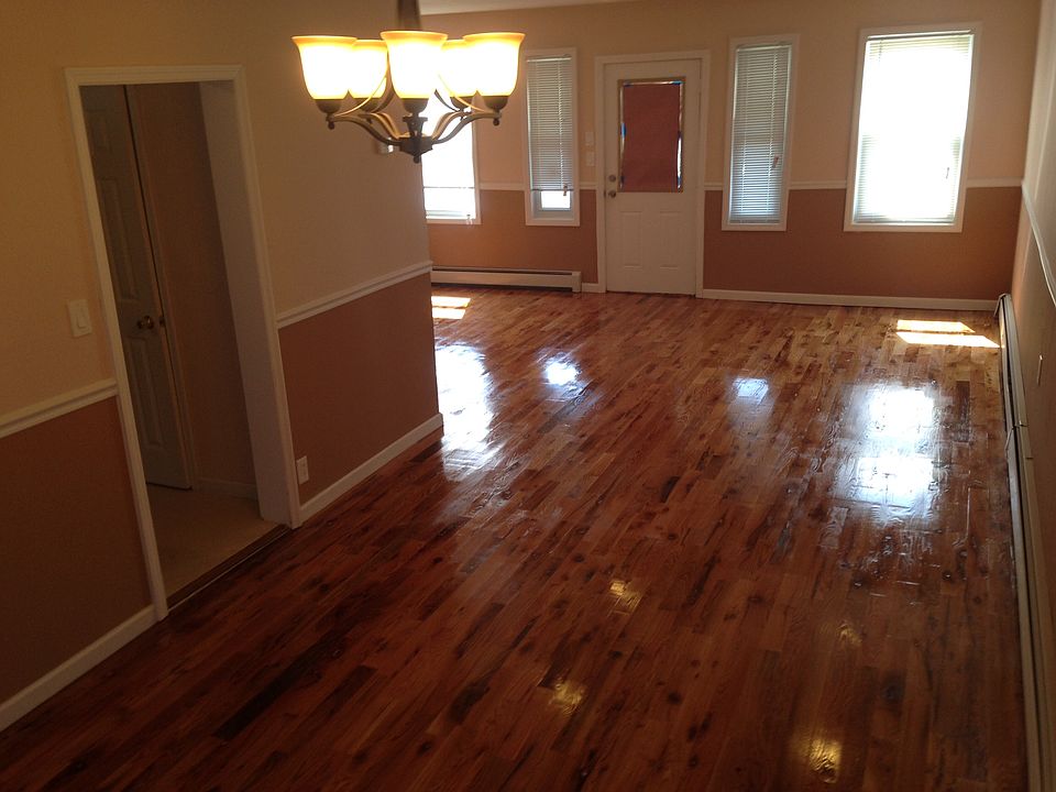 2nd image of 120-18 218th St