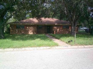 1200 Cliff Dr, Graham, TX 76450