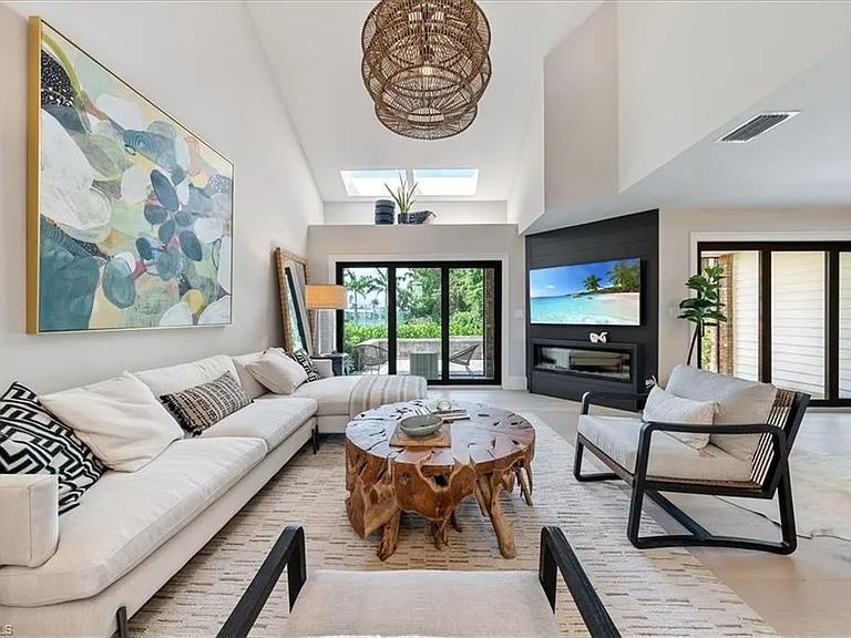 569 Park Shore Dr #G5 — Photo 5