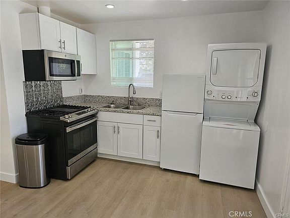 3rd image of 21931 Ybarra Rd