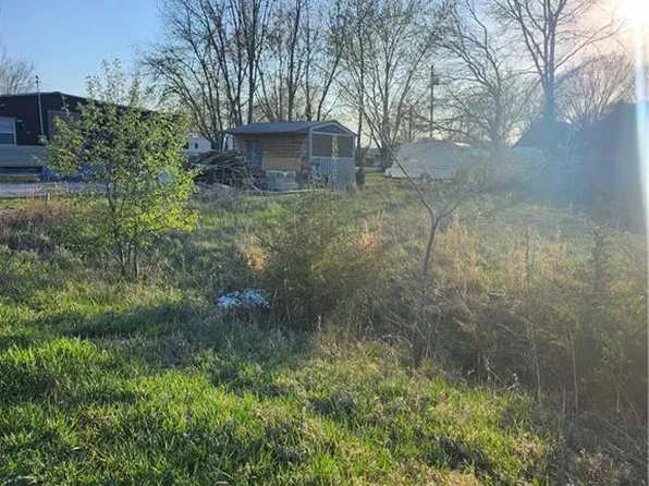 41 Timber Ln, Linn Valley, KS 66040