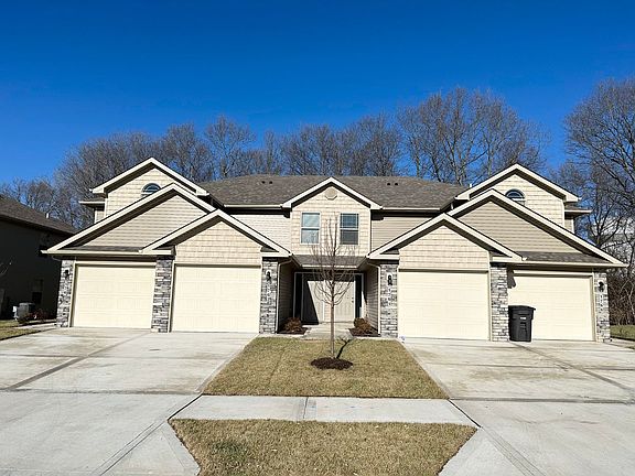 2nd image of 1762 Emily Ln