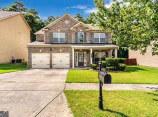 3975 Laurel Falls Dr, Snellville, GA 30039
