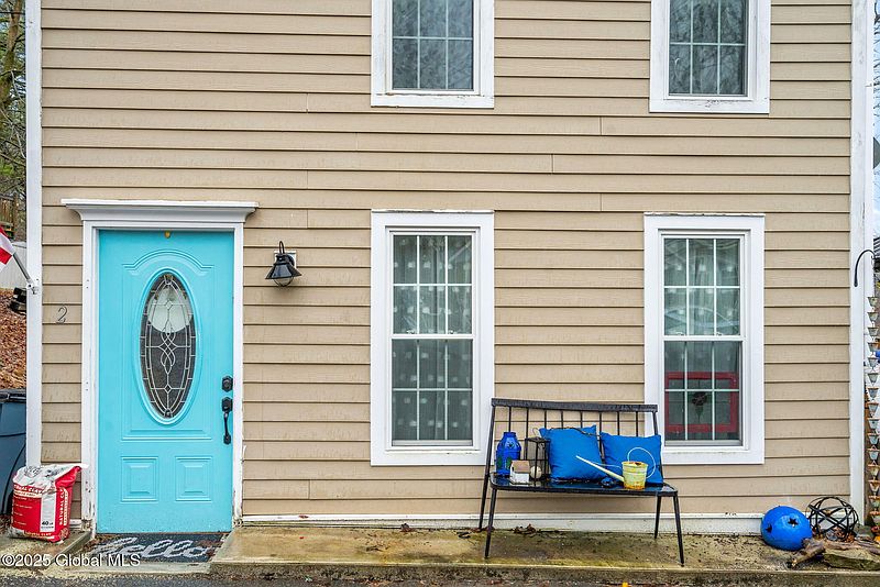 2nd image of 2 Highland Avenue