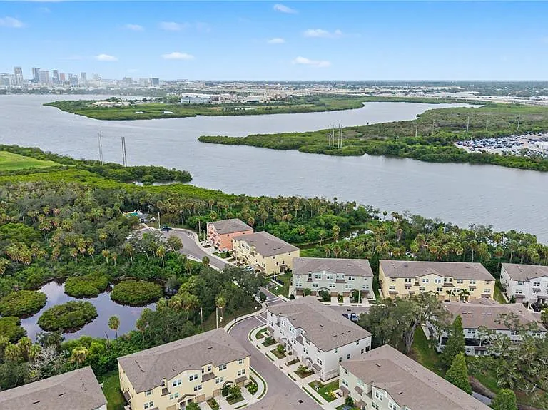 4607 Tuscan Loon Dr — Photo 45