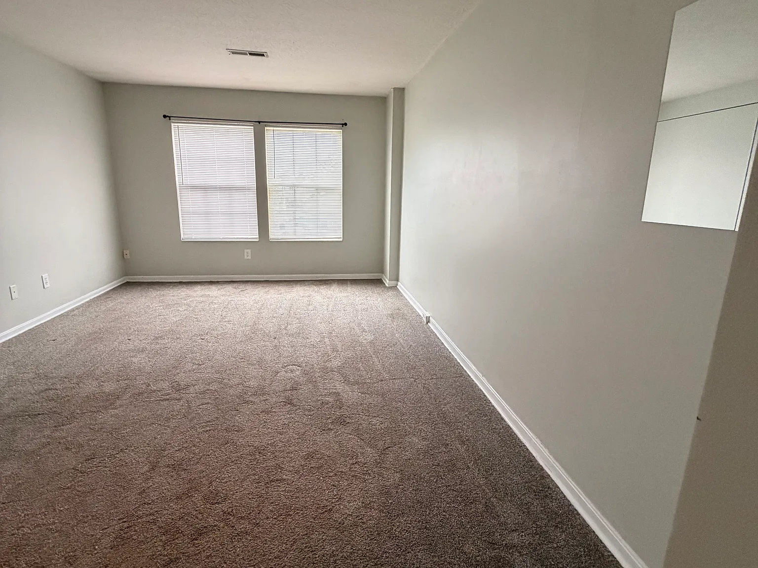 3 bed, 2.5 bath, 1514 sqft, $1,875 — Photo 4