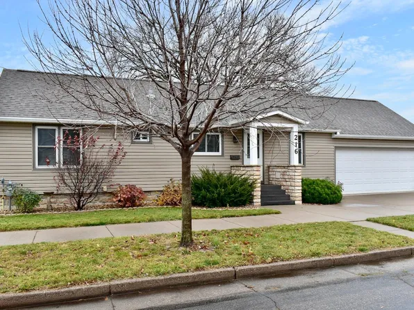216 Steuben St, Winona, MN 55987