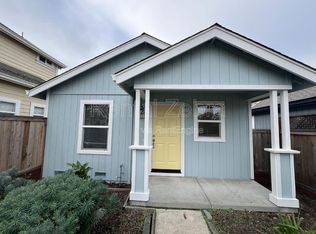 2062 Red Oak Cir, Santa Rosa, CA 95403