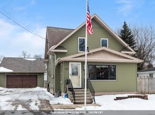 1912 Plymouth St, Oshkosh, WI 54901