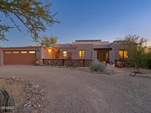 3241 N Bouchard Pl, Tucson, AZ 85749