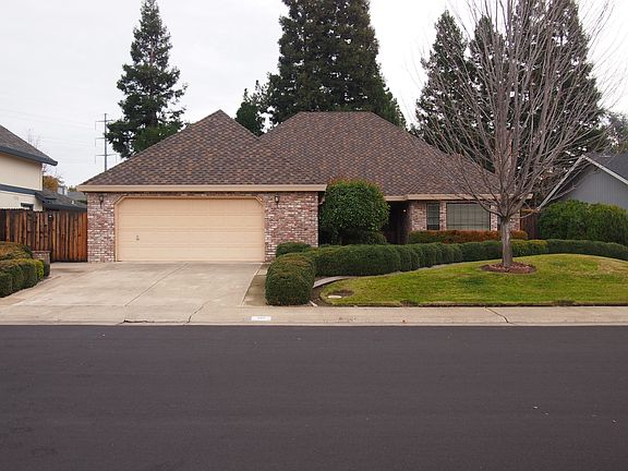 2nd image of 305 Walton Way