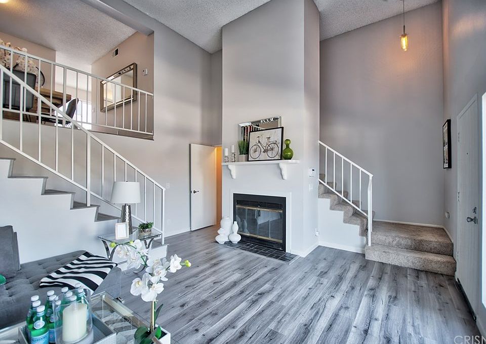 1st image of 10480 Sunland Blvd APT 23