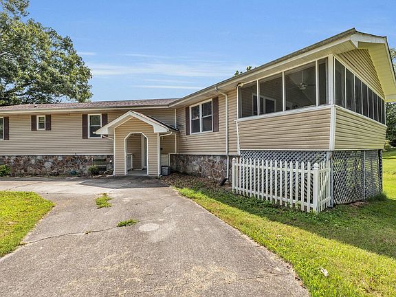 2nd image of 7426 Pamela Dr
