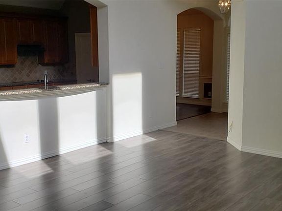 4th image of 4625 Rock Creek Ln