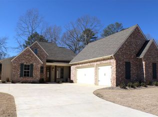 107 Venetian Ct, Madison, MS 39110