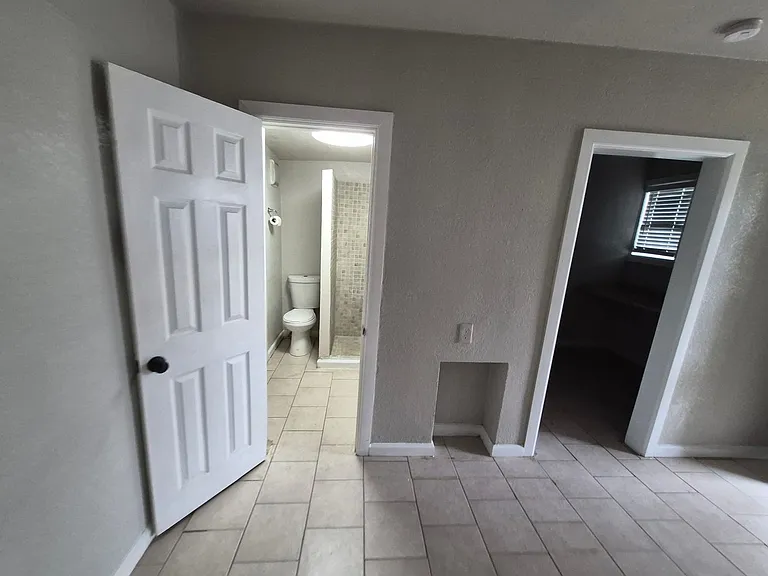 115 Caldwell St #3 — Photo 8