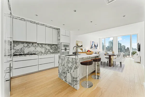 Rented by Nest Seekers International | media 34