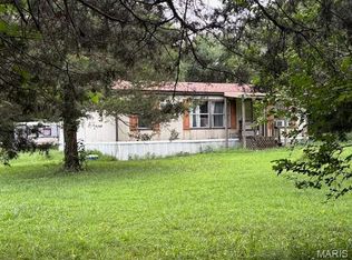 3956 Old Highway 66, Bourbon, MO 65441