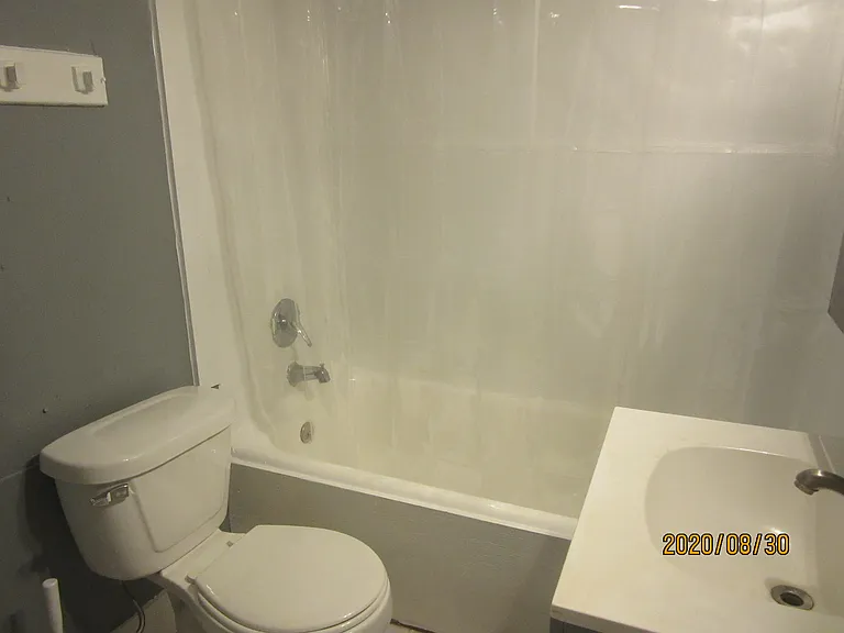 316 Hazel St #B — Photo 12