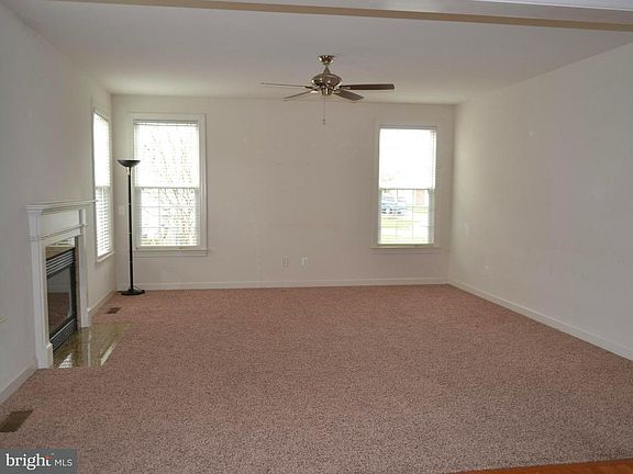 5th image of 8864 Pennock Ct