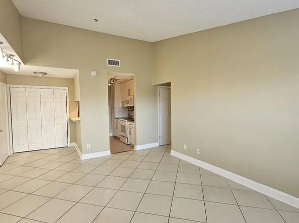 2317 N Congress Ave, Boynton Beach, FL