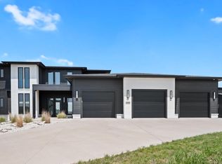 2730 N Swan Cir, Tea, SD 57064
