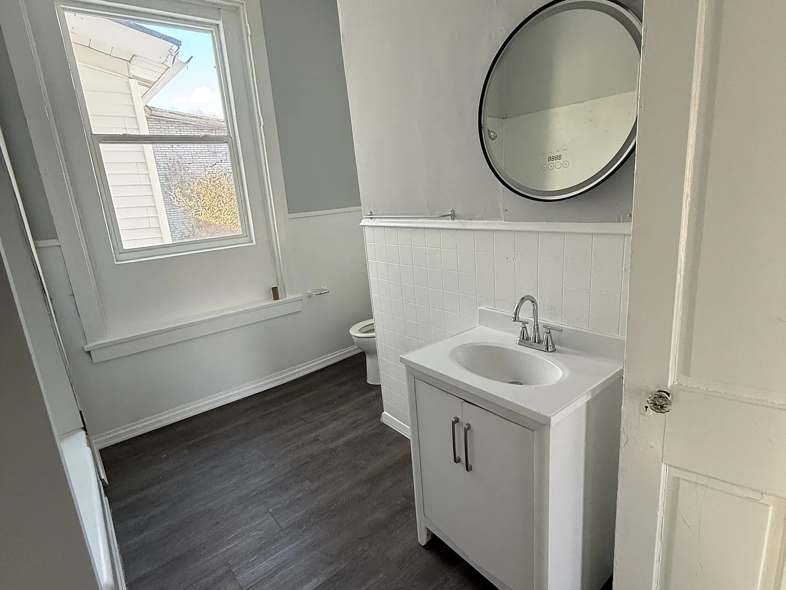 2 bed, 1100 sqft, $1,250 — Photo 4