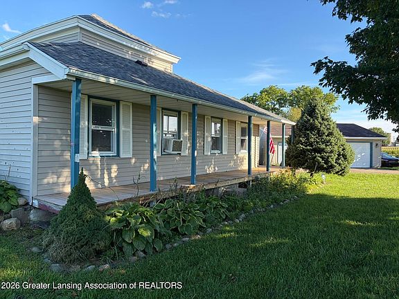 3rd image of 2265 Laxton Rd