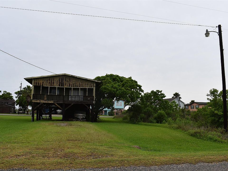 1st image of 676 Blue Water Blvd