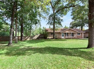 10 Mace St, Conroe, TX 77303