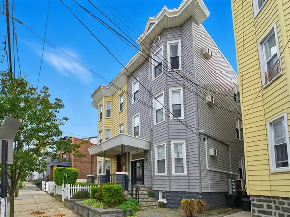 129 Prospect Street image 26 of 34