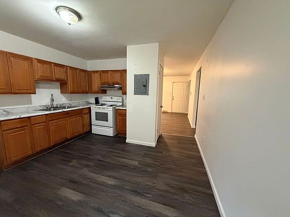 2nd image of 3745 Garfield Ave