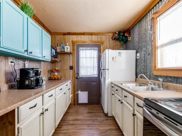 178 County Road 1876, Chico, TX 76431