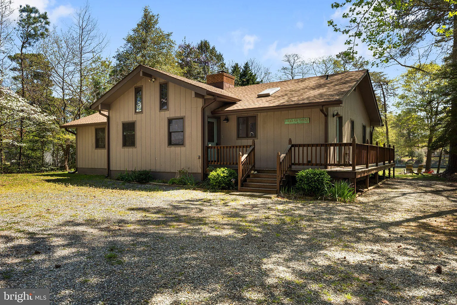 1768 Greenfield Rd photo 1
