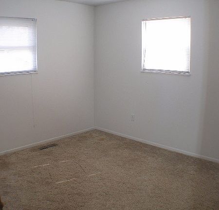 5th image of 706 Patterson Ave