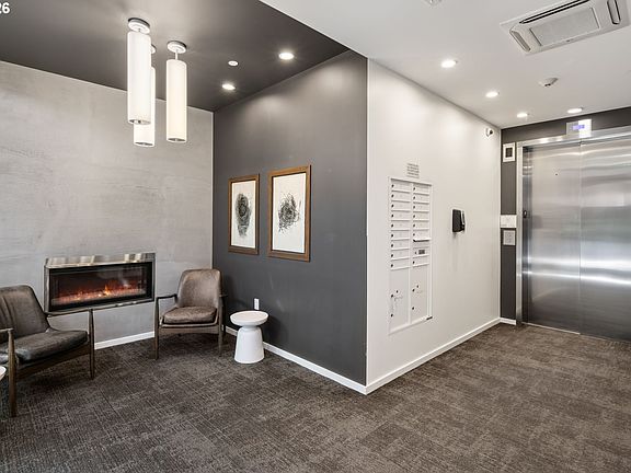 3rd image of 12 NE Fremont St Unit 2W