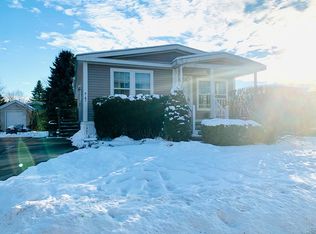 6167 Bentwood Cir E, White Lake, MI