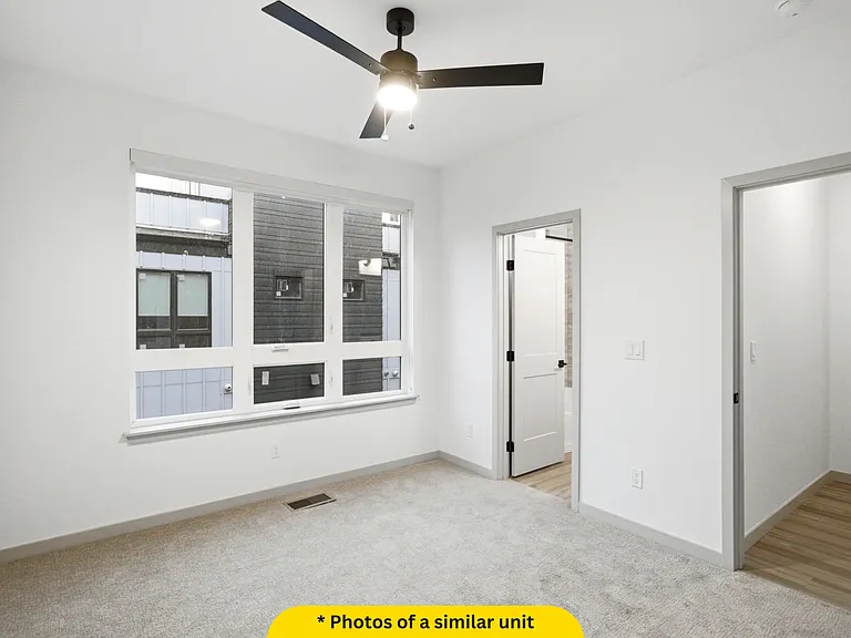 University Hills Townhomes — Photo 52